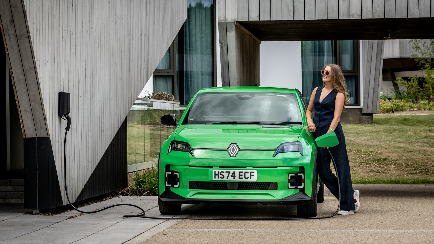 Andersen partners with Mobilize to provide Renault Group customers with designer EV charging solutions
